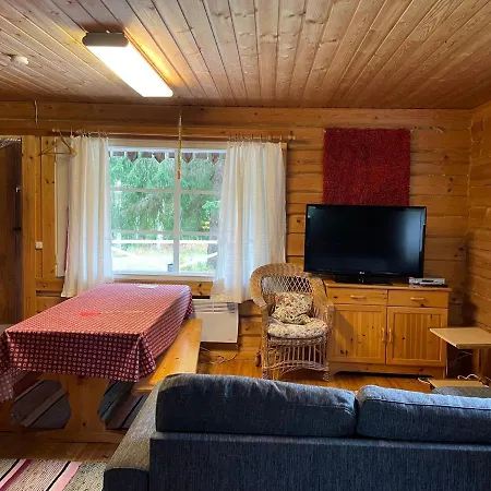 Chalet Metsaetaehti Punkaharjulla Vuoriniemi