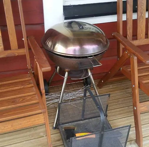 木屋 Metsaetaehti Punkaharjulla Vuoriniemi